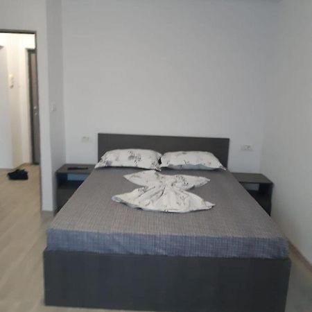 Studio Andrei Ramnicul Valcea Râmnicu Vâlcea Exterior foto